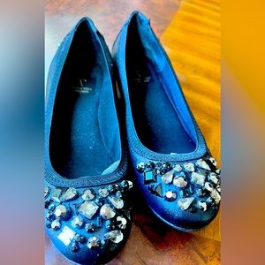 Vera Wang Jeweled Flats Blacks 7.5